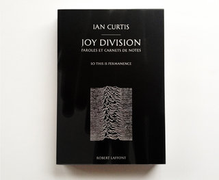 JOY DIVISION (Robert Laffont)