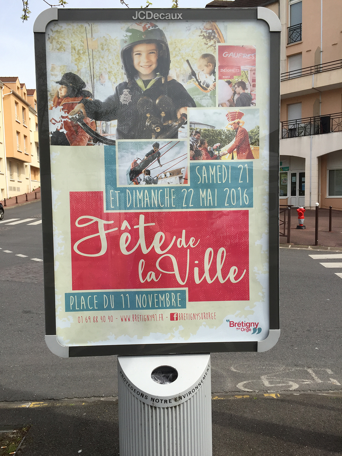 Mairie de Brétigny-sur-Orge - Affiche Fête de la Ville sur Panneaux JC Decaux