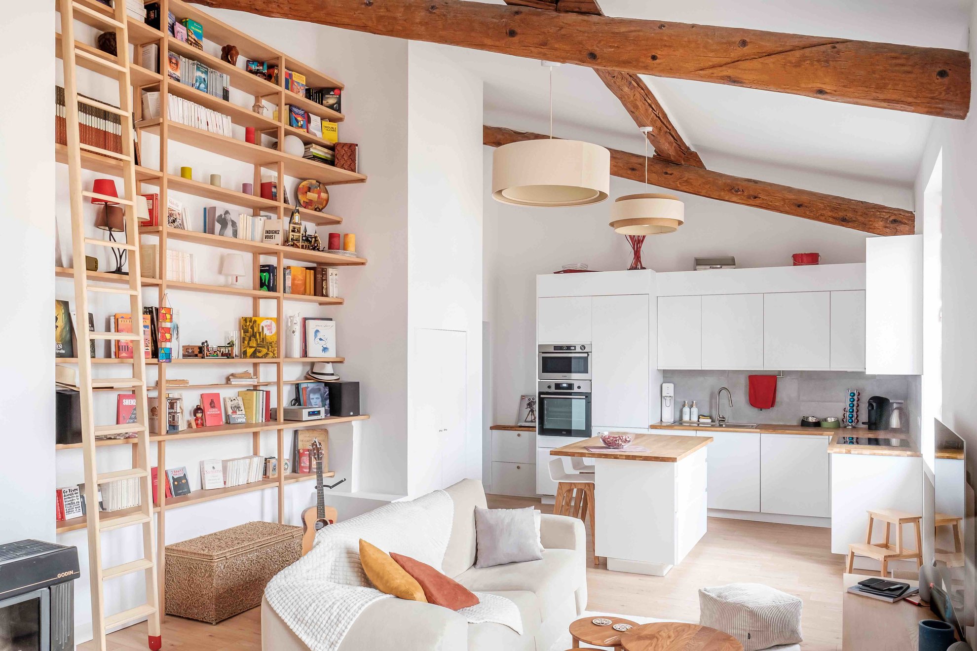 AK-salon-cuisine-bibliotheque-loft-architectureintérieure-design.jpg