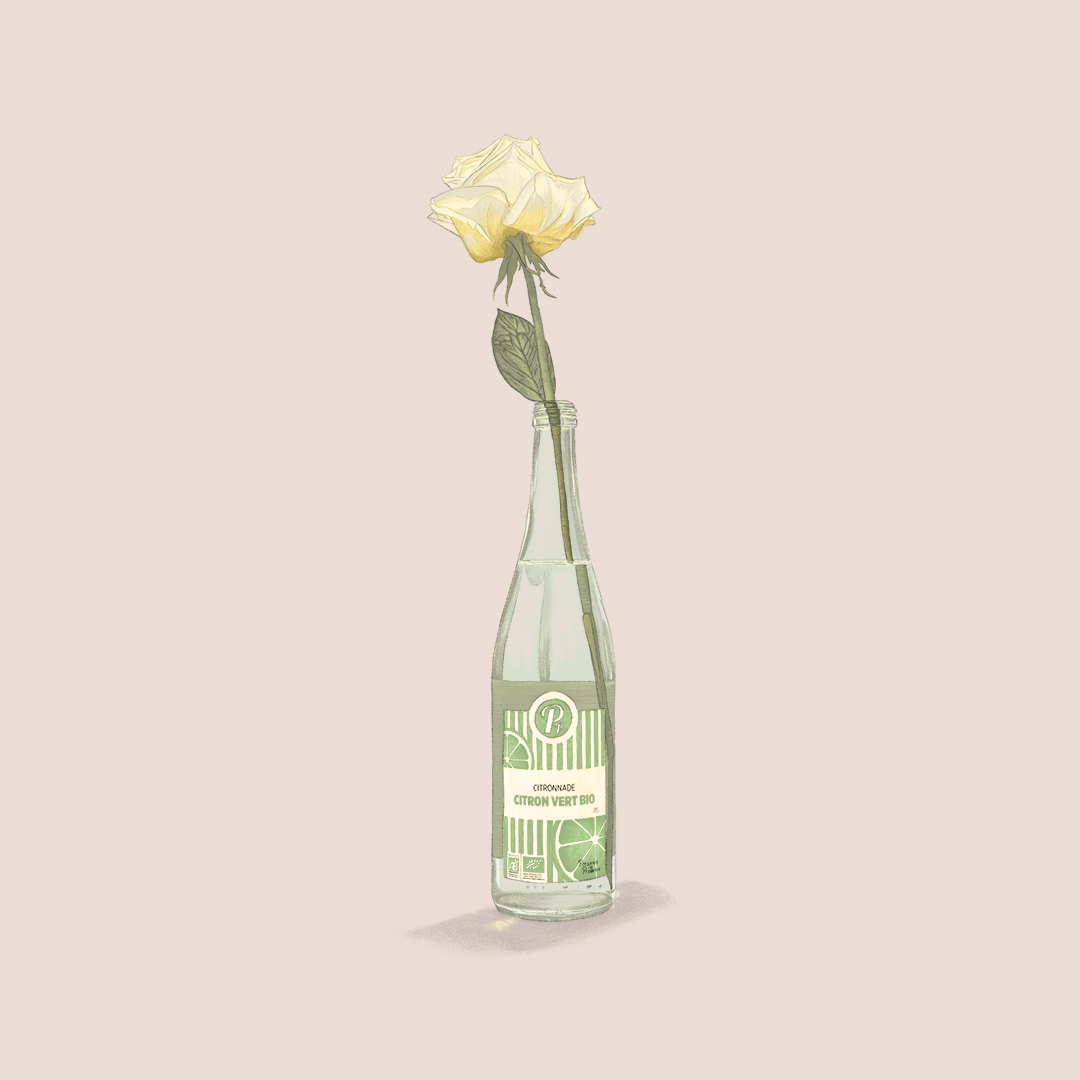 Rose et bouteille de citronnade.jpg