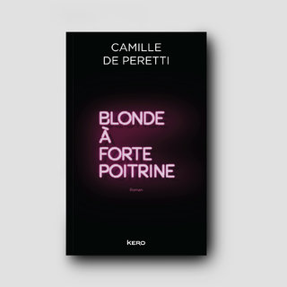 Camille de Peretti - Blonde à forte poitrine